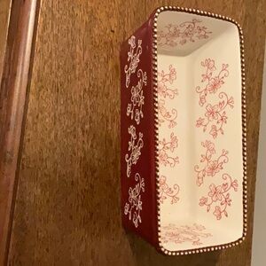 Temptations by Tara, Floral Lace, loaf pan, plastic storage lid and tray